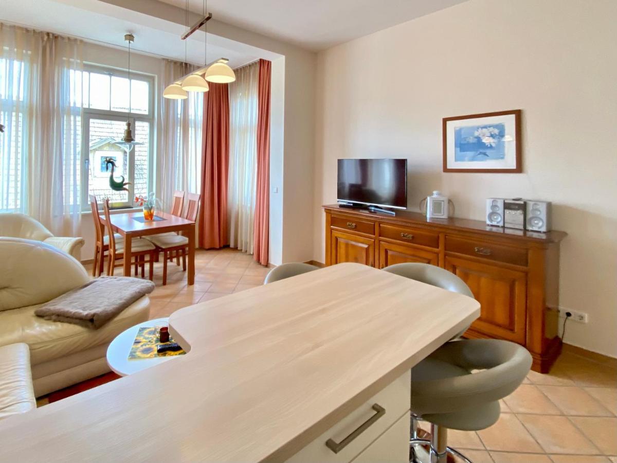 Villa Jasmin - Ferienwohnung 7 ゼーバート・ヘリングスドルフ エクステリア 写真